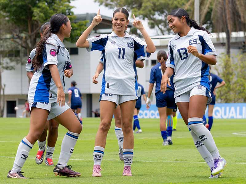 Kaylen Alvarez Selecta Sub-17 El Salvador Premundial Concacaf