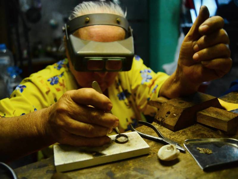 LM- Adela- Joyera-Taller- Elaboración