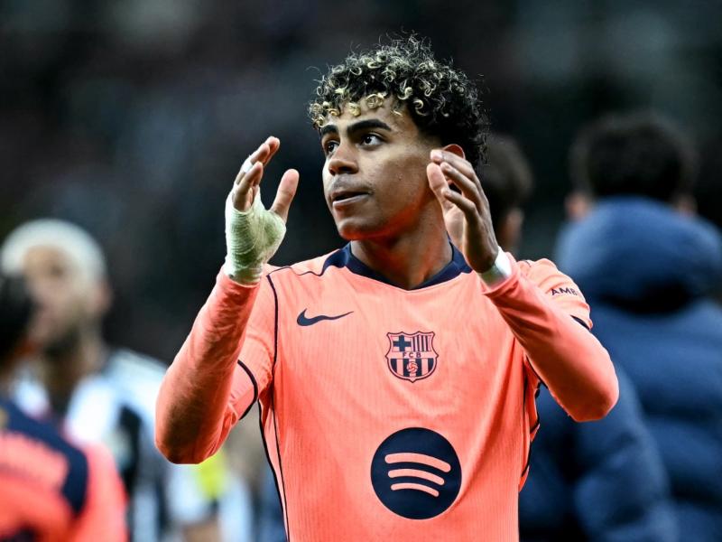 Lamine Yamal FC Barcelona Champions League