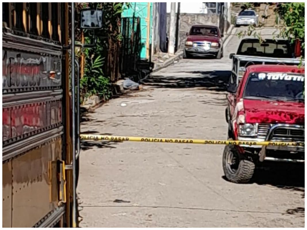 Un hombre de aproximadamente 65 años fue asesinado con arma blanca en el distrito de San Pedro Puxtla, en Ahuachapán Sur. Autoridades policiales buscan al responsable.