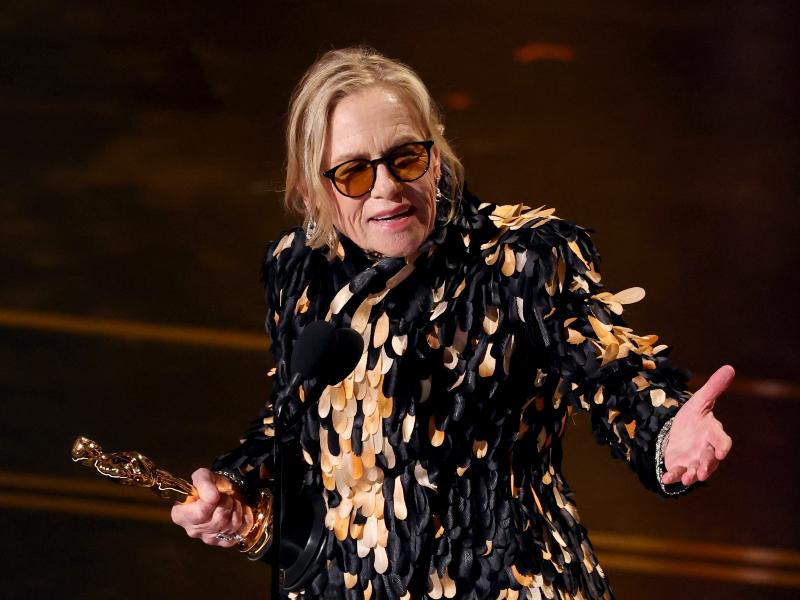 Amy Madigan fue la primer galardonada, obtuvo el Óscar a mejor actriz de reparto por “Weapons”. Foto AFP