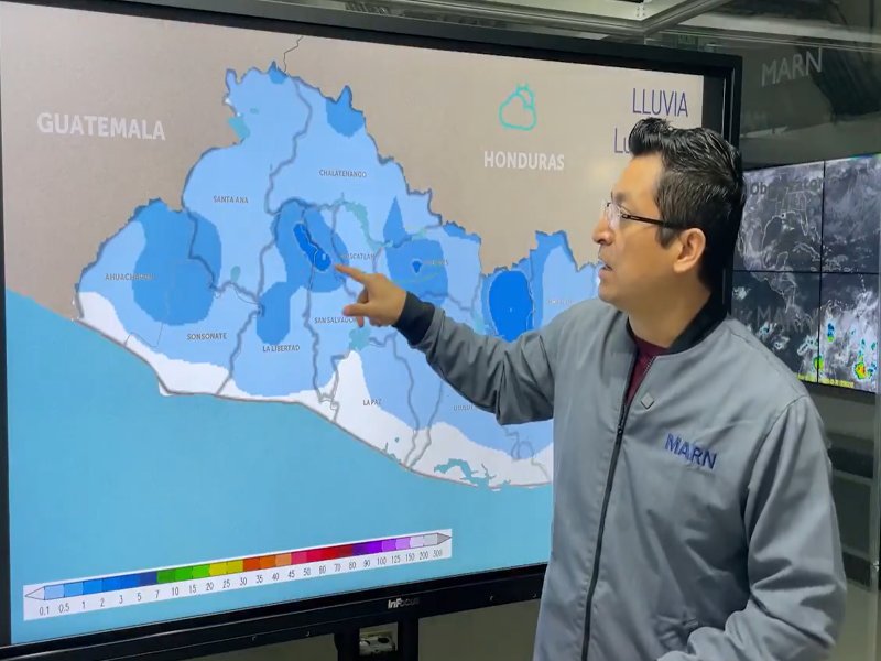 El meteorólogo David Pichinte informó sobre el pronóstico del tiempo. Foto EDH/Cortesía