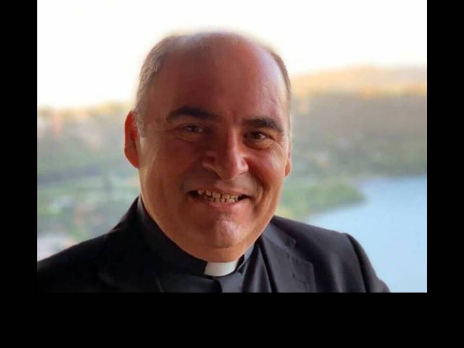 Monseñor Luigi Roberto Cona