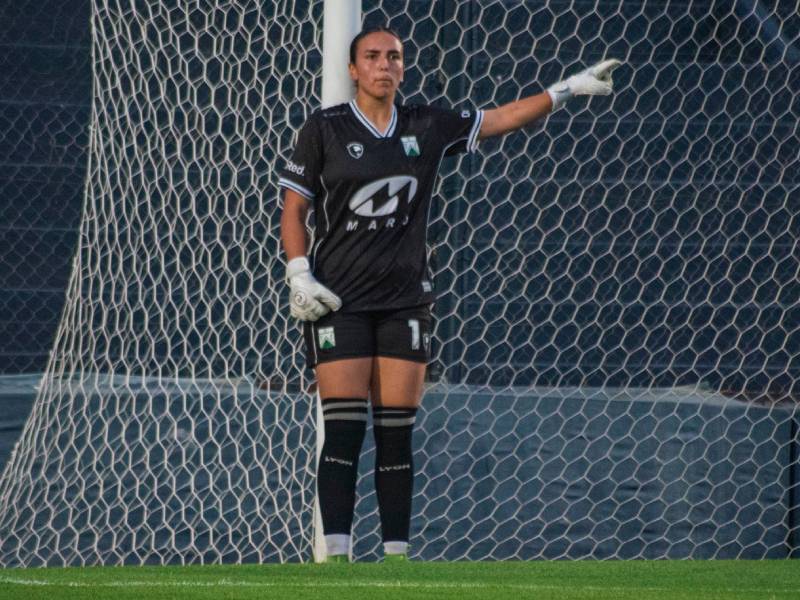 Riley Melendez Ferro Carril Oeste Argentina