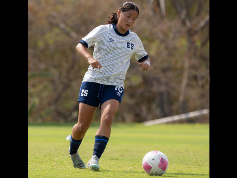 Selecta Sub-17 Femenina Entreno Premundial