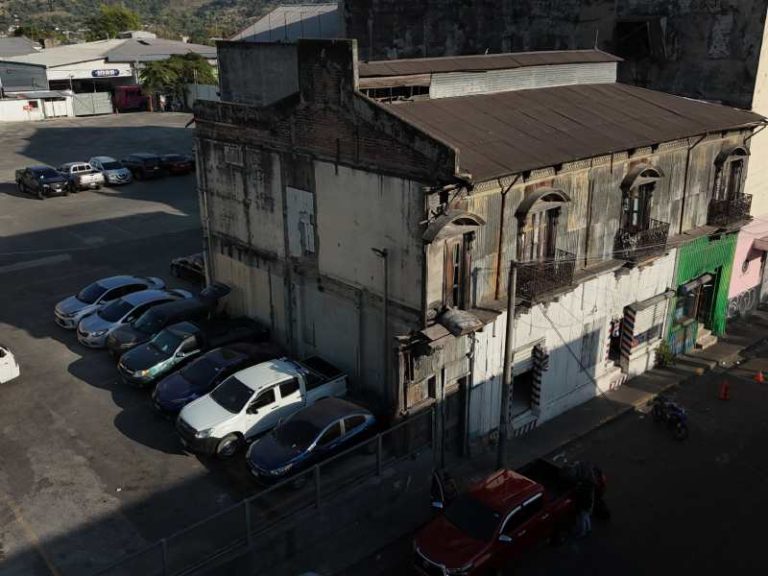 EDC casa ambrogi abandonada centro historico de san salvador