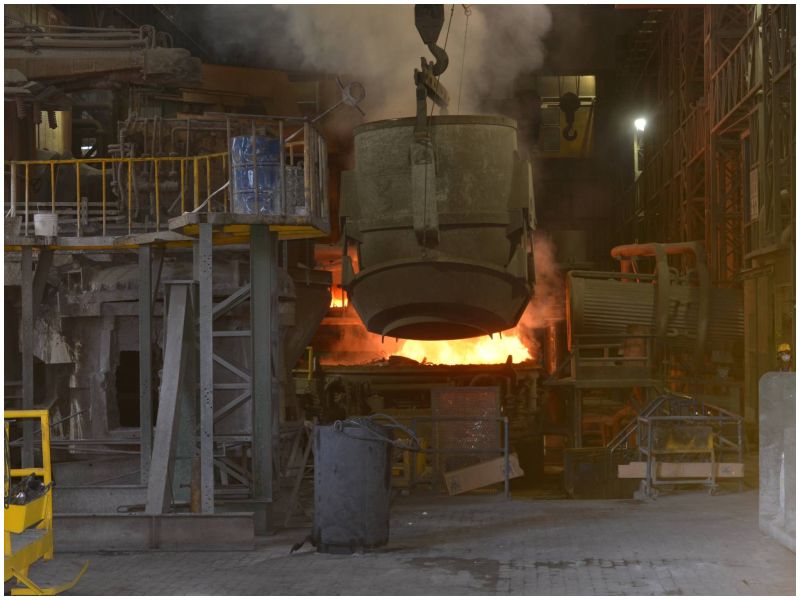 cover jueves 25 marzo negocios