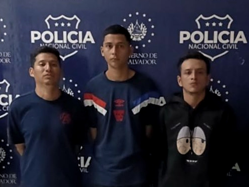 disturbios fas aguila pnc el salvador futbol clasico nacional 01