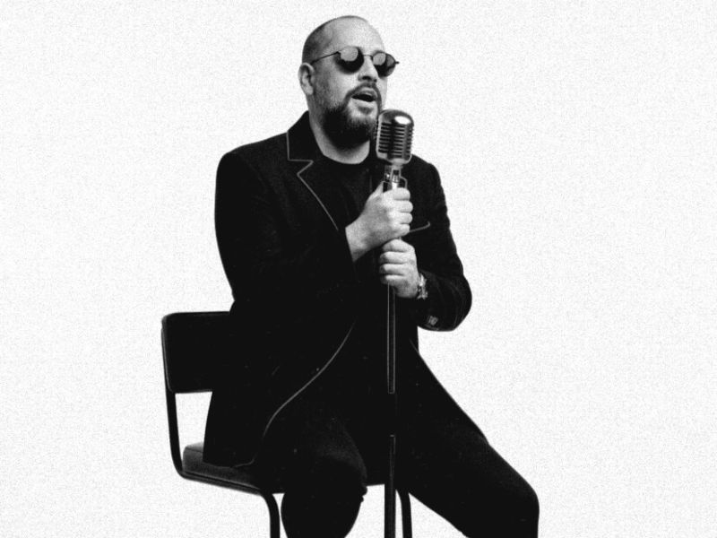 Con lanzamientos recientes y próximas producciones en camino, el artista busca consolidar su crecimiento y llevar el nombre de El Salvador a escenarios internacionales. Foto cortesía