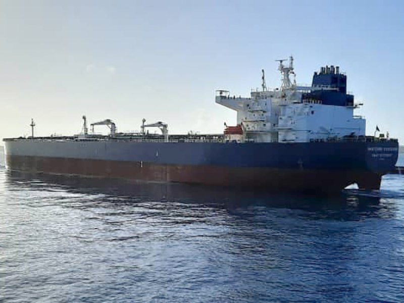 Fotografía tomada de la cuenta oficial en X de Unión Cuba-Petróleo @Cubapetroleo1 que muestra el buque petrolero ruso Anatoli Kolodkin. Las operaciones de descargue de los 730.000 barriles de crudo, equivalente a 100.000 toneladas, que llevó a Cuba esta semana el petrolero ruso Anatoli Kolodkin, concluyeron este sábado en la base de supertanqueros de la bahía Matanzas, en el oeste de Cuba. Foto EDH/EFE-@cubapetroleo1