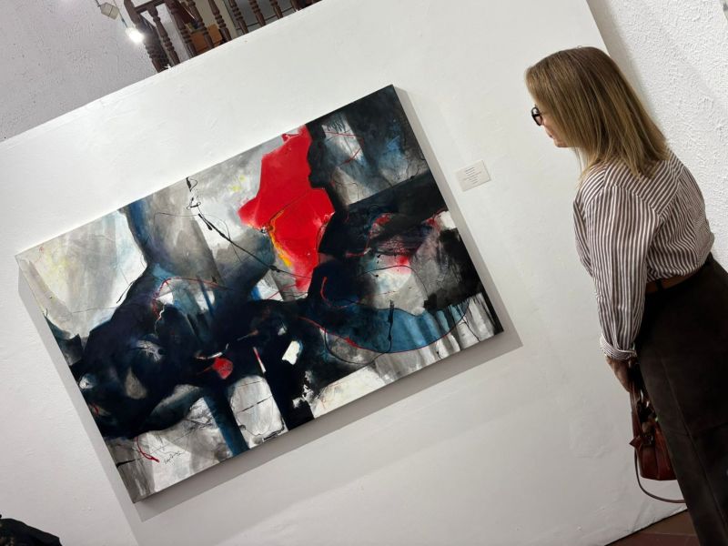 Exhibición "ESTRUCTURA, TIEMPO, ESPACIO" de Evelyn Quinteros en el Museo Forma