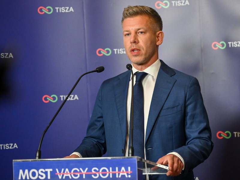 Péter Magyar, ganador de las elecciones legislativas con su partido Tisza y futuro primer ministro de Hungría. EFE/EPA/Tibor Illyes