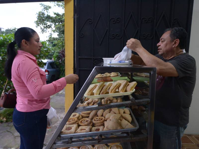 JR Panadería- Nelson Mancía-Ciudad Merliot- Negocios- Emprendimiento