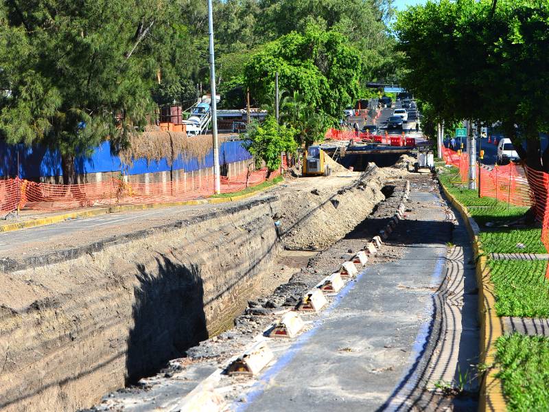 LM- Trabajos- Diagonal Universitaria- Cerrado- Tramo- Dos Meses