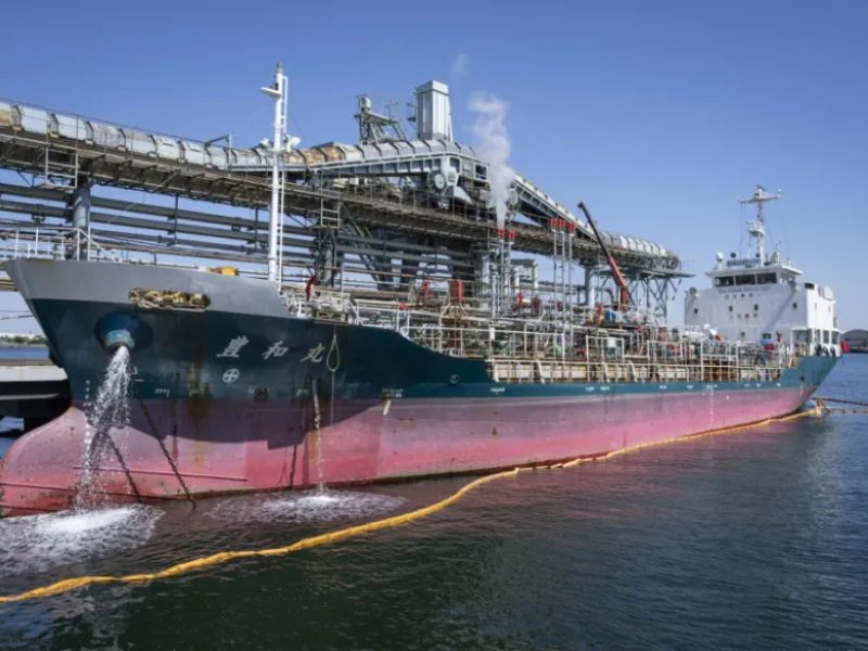 El conflicto entre Estados Unidos e Irán ha provocado un alza en el precio del petróleo. Foto EDH/AFP