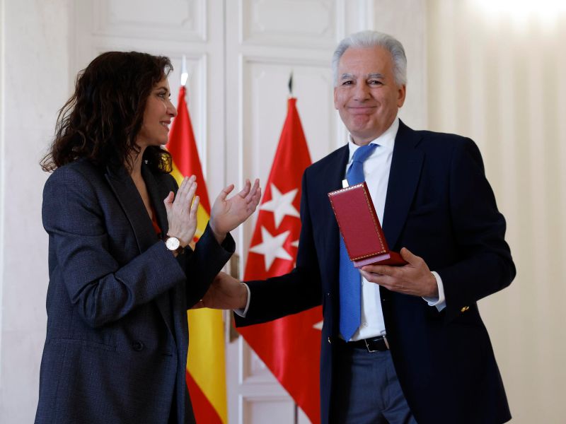 Premio póstumo para Mario Vargas Llosa en Madrid