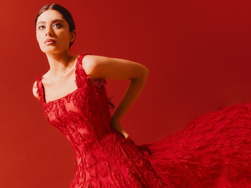 El color rojo se impone en la tendencia 2026