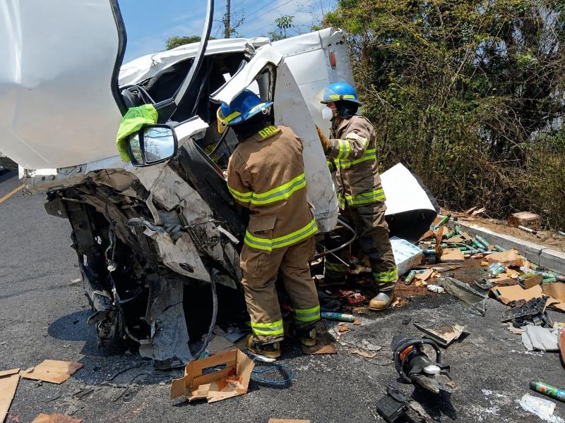 Bomberos-Accidente vial-Carretera Panamericana