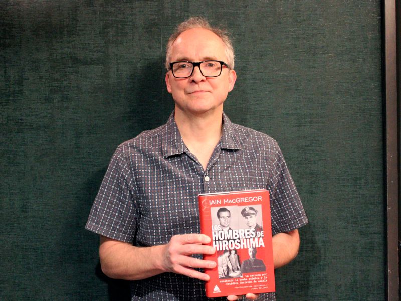 Escritor Iain McGregor
