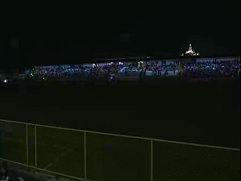 estadio jorge suarez landaverde calero metapan santa ana energia luz penumbra oscuridad opinion robbie ruud