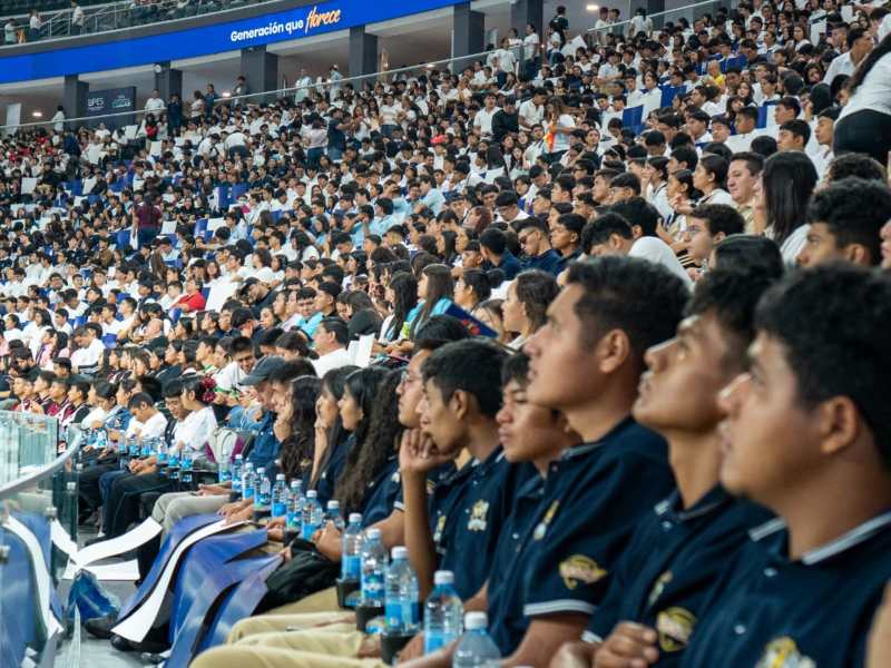 estudiantes-alumnos-escuelas-becas