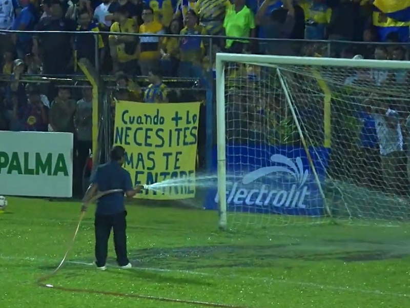 fas limeno reclamo agua irrigar regar exceso mucha semifinales ida clausura 2026 futbol mayo