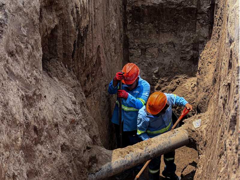 El Salvador tiene instalados más de 10,000 kilómetros de tubería para abastecer de agua potable a las familias; pero muchas de esta ya terminó su vida útil, reconoció a finales de abril el presidente de la autónoma, Dagoberto Arévalo. Foto EDH/Cortesía