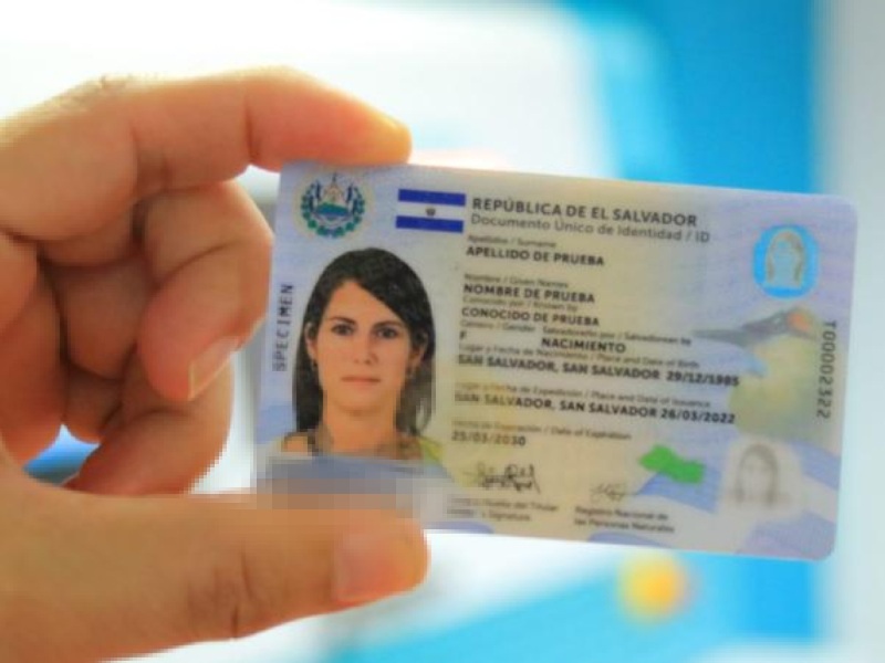 La base de datos del RNPN indica la cantidad de veces que un nombre ha sido utilizado en el país. En esta se puede verificar cuáles son los más comunes, raros y repetidos. Foto EDH/REFERENCIA