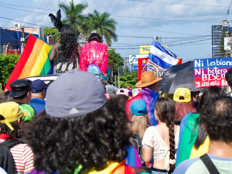 Desfile del Orgullo en San Salvador el 27 de junio de 2026
