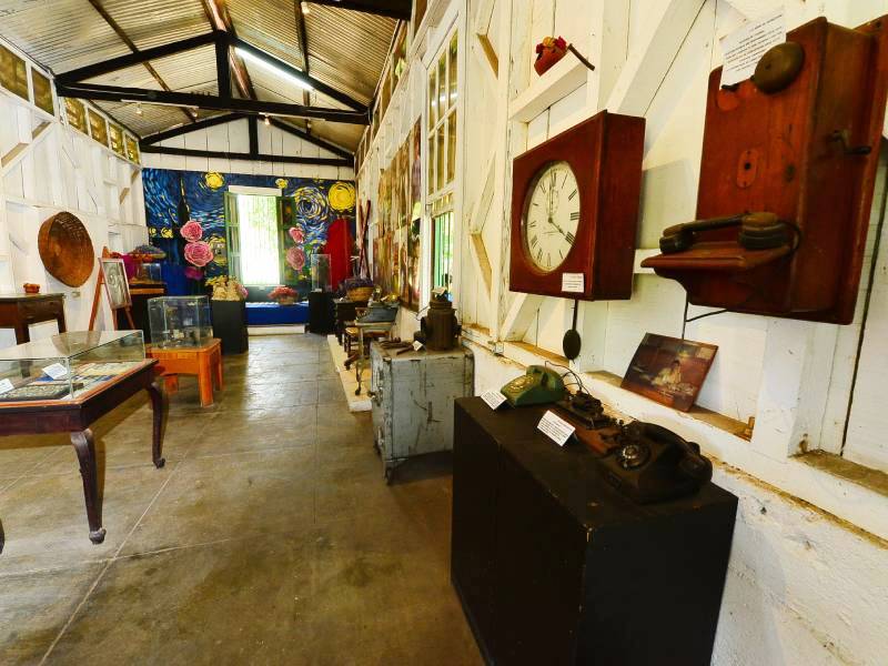 Museo de Ferrocarril- Maquinaria- Mesas- Herramientas- Quezaltepeque