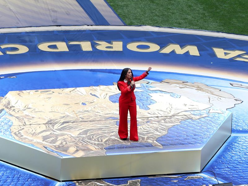 Salma Hayek en la Copa del Mundo 2026, dando la bienvenida