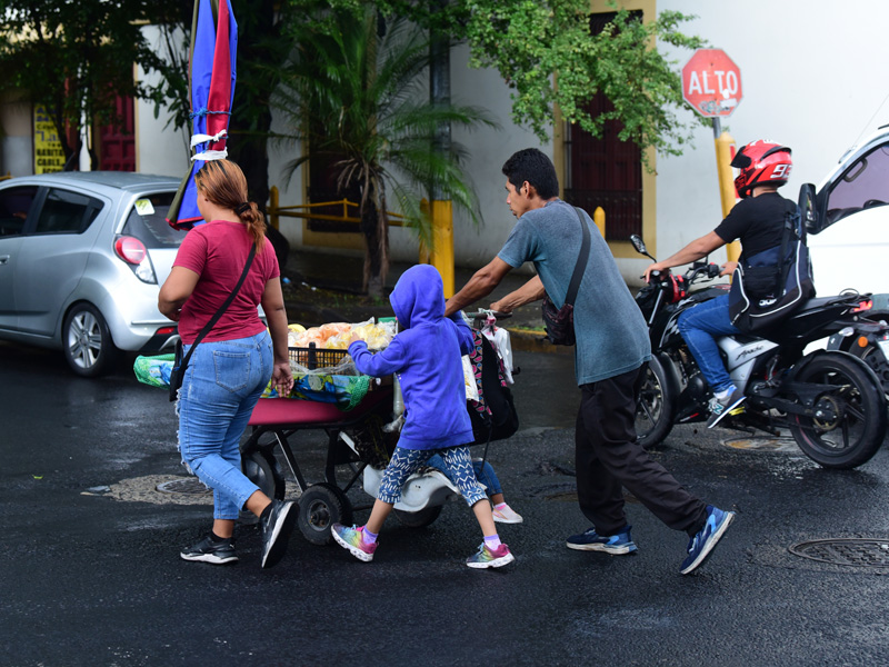 migracion trabajo informal el salvador empleos remesas