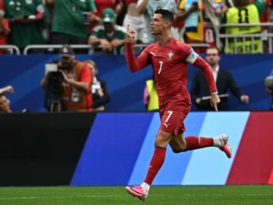 cristiano ronaldo robbie ruud portugal uzbekistan mundial copa mundo fifa 2026 01