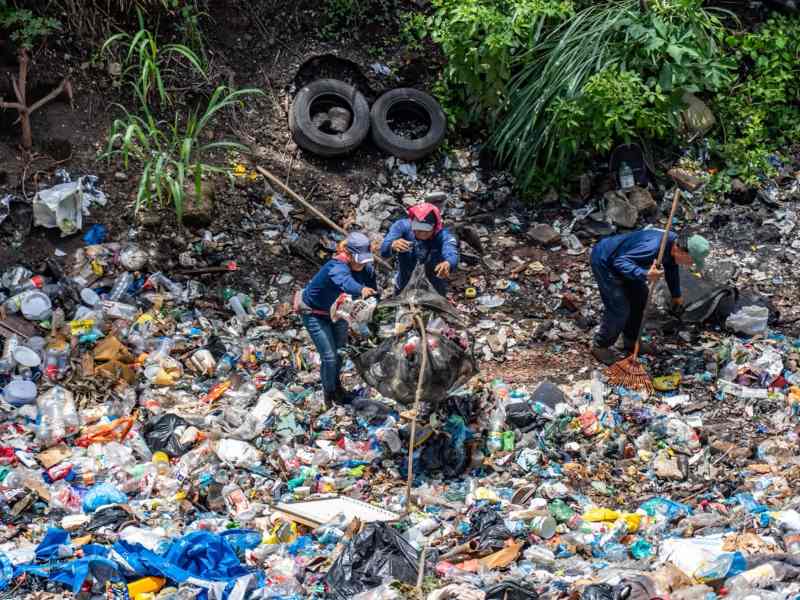 El botadero a cielo abierto en el distrito de Cuscatancingo representaba una contaminación para los habitantes. Foto EDH/Cortesía