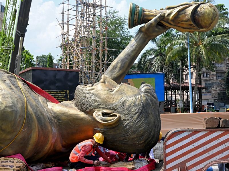 papelon retiro estatua messi india argentina junio 2026 03