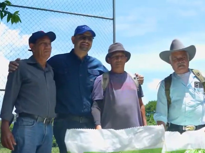 Santa Ana abono agricultores