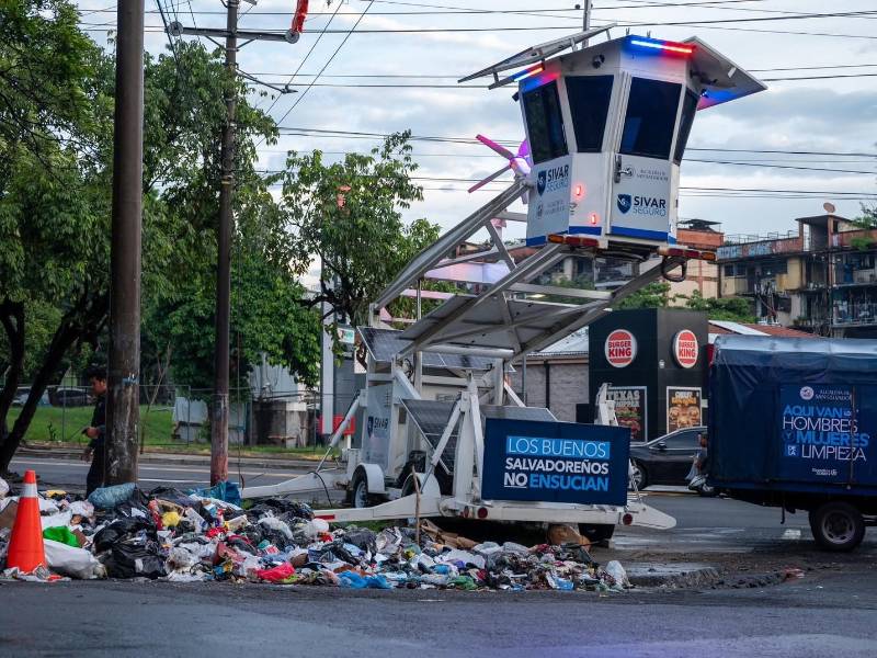 torre para controlar basura San Salvador