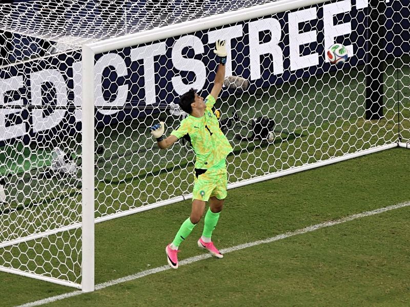 yassine Bounou marruecos paises bajos copa mundo mundial fifa 2026 monstruo portero penales record robbie ruud 01