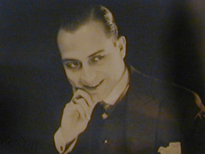 Retrato antiguo del director de teatro español radicado en El Salvador, Edmundo Barbero