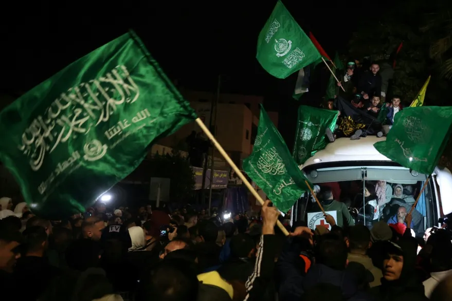 El movimiento islamista Hamás afirmó el viernes que había aceptado un acuerdo para terminar la guerra en Gaza