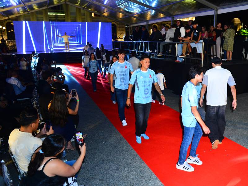 Alianza FC reveló a la marca deportiva que vestirá al equipo blanco en el próximo torneo salvadoreño.