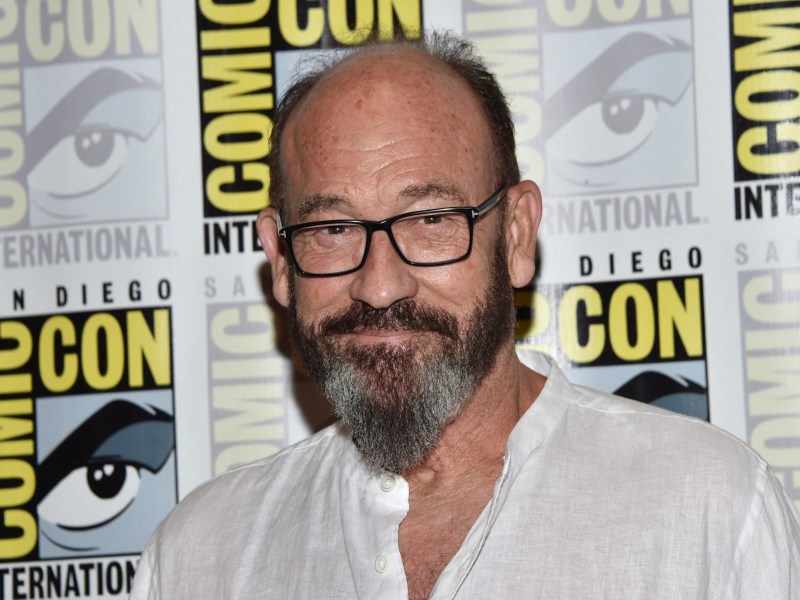 Muere-Chuck-Russell