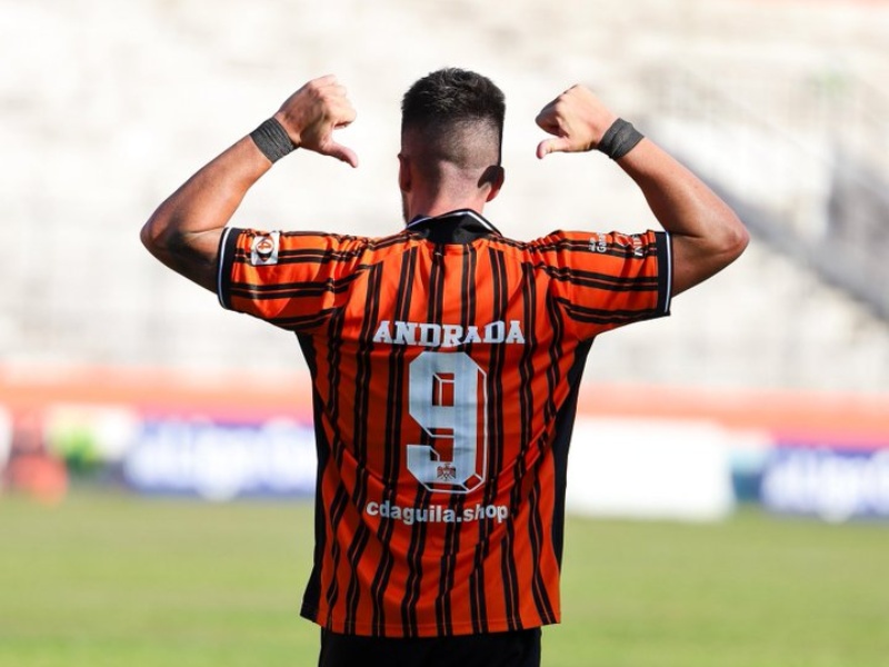 Federico Andrada Aguila triplete