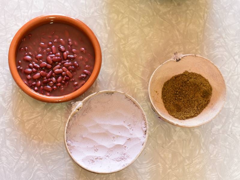 Ingredientes del atol shuco salvadoreño
