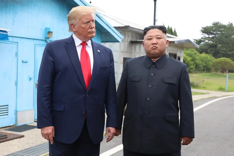 El presidente de Estados Unidos, Donald J. Trump junto al líder norcoreano Kim Jong-un, en una fotografía de archivo. EFE