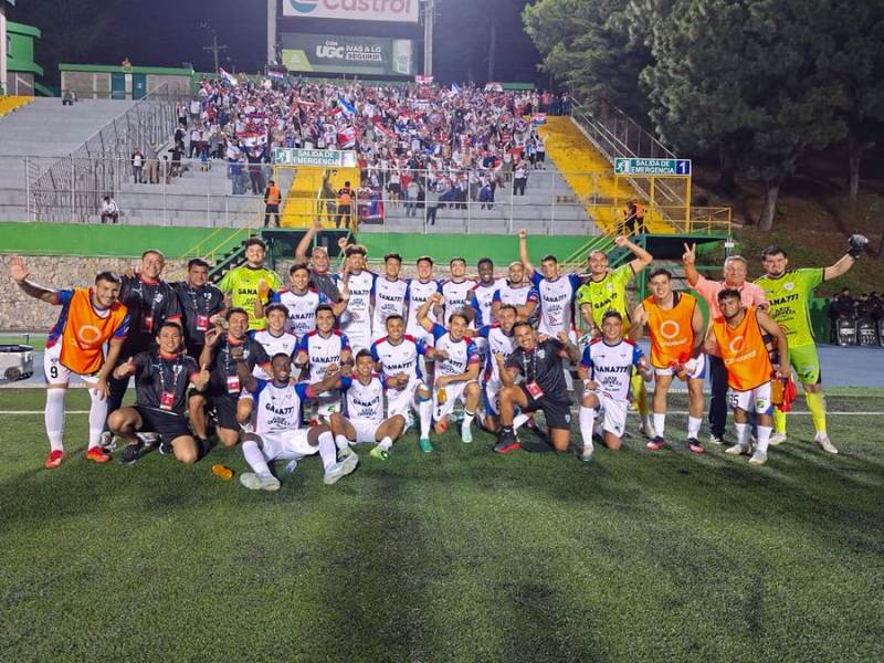 Firpo aficion Guatemala Xelaju