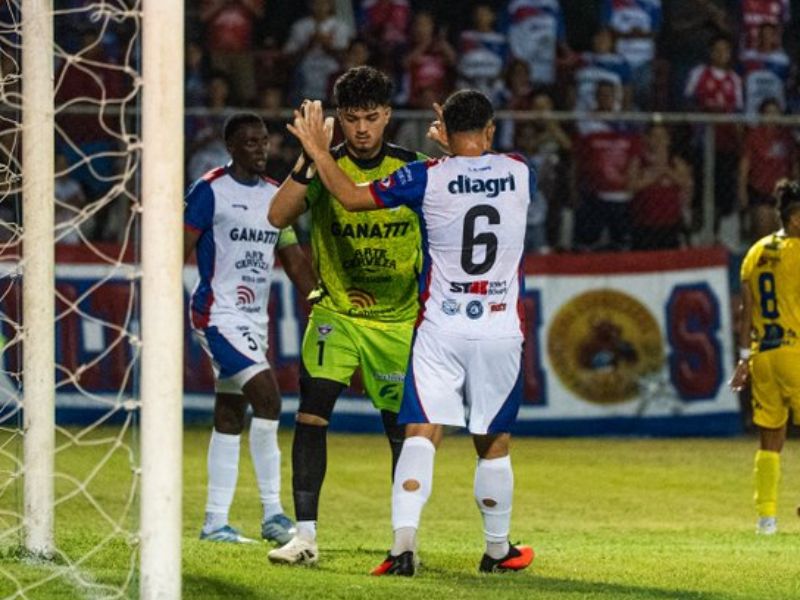 Firpo festejo victoria Limeno