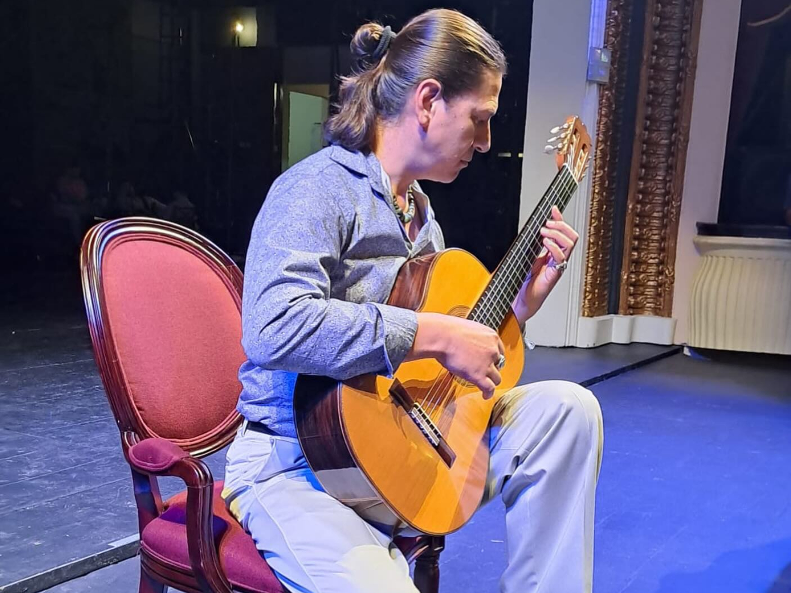 Guitarrista Ramsés Calderón