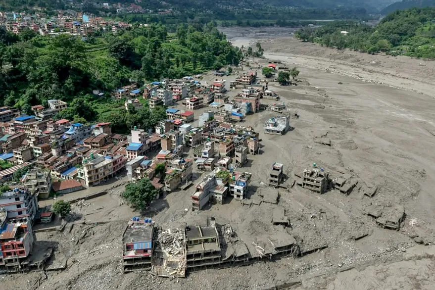 La riada barrió en Nepal el valle del río Trishuli, en el distrito de Nuwakot, al norte de Katmandú