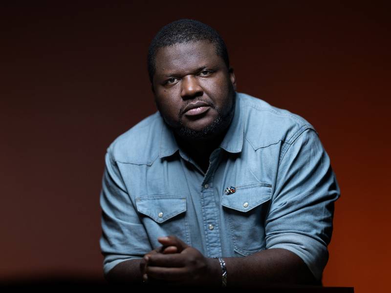 Autor canadiense Thélyson Orélien